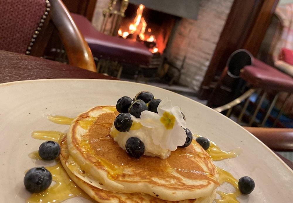 Londonderry Arms Hotel Carnlough Eksteriør bilde