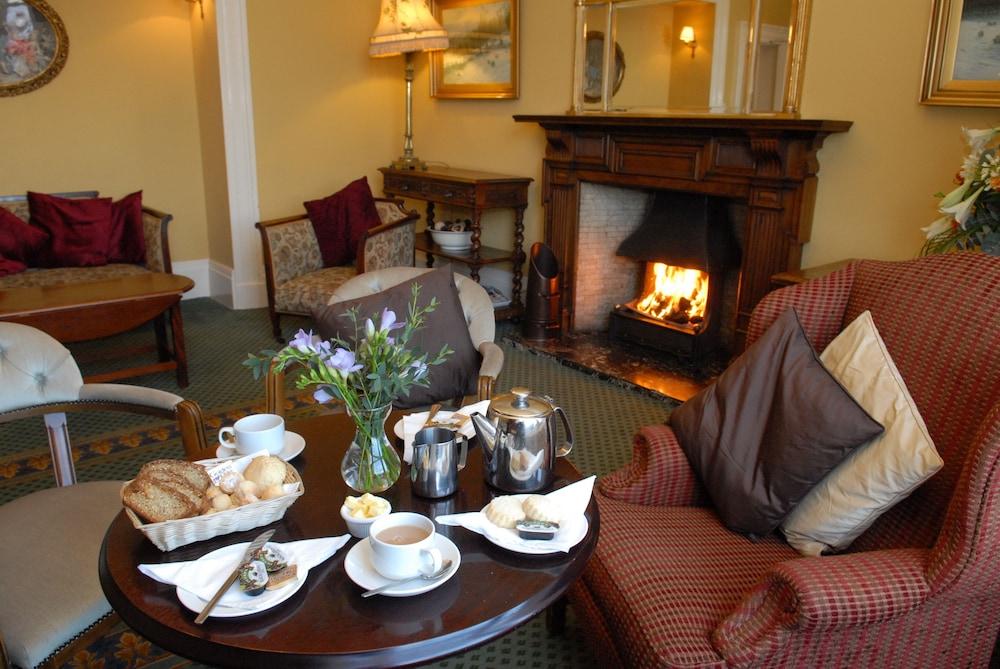 Londonderry Arms Hotel Carnlough Eksteriør bilde